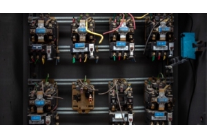 tablero eléctrico con contactores