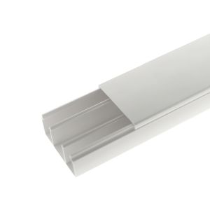 Canaleta atornillable de tres vías 60 x 20 mm, 2 m. D06020 Bticino