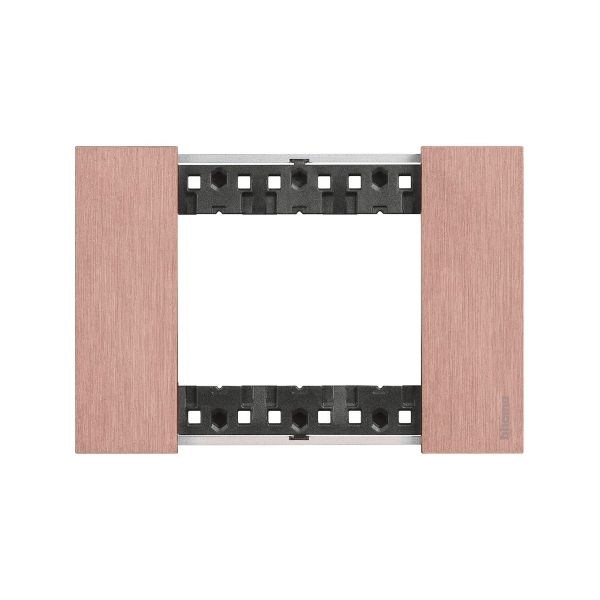 Placa de 3 módulos, cobre. KA4803ZM Bticino